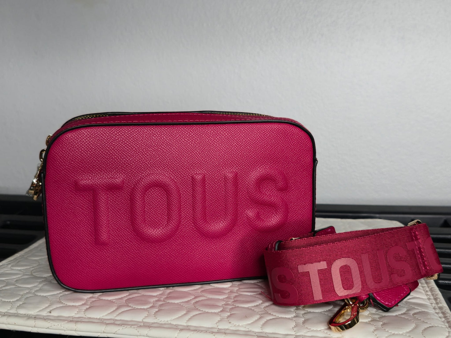 Crossbody handbag